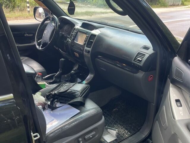 Черный Тойота Ленд Крузер Прадо 120, объемом двигателя 4 л и пробегом 270 тыс. км за 14700 $, фото 5 на Automoto.ua