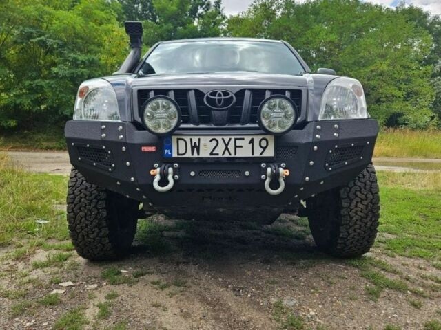 Черный Тойота Ленд Крузер Прадо 120, объемом двигателя 3 л и пробегом 245 тыс. км за 3700 $, фото 1 на Automoto.ua