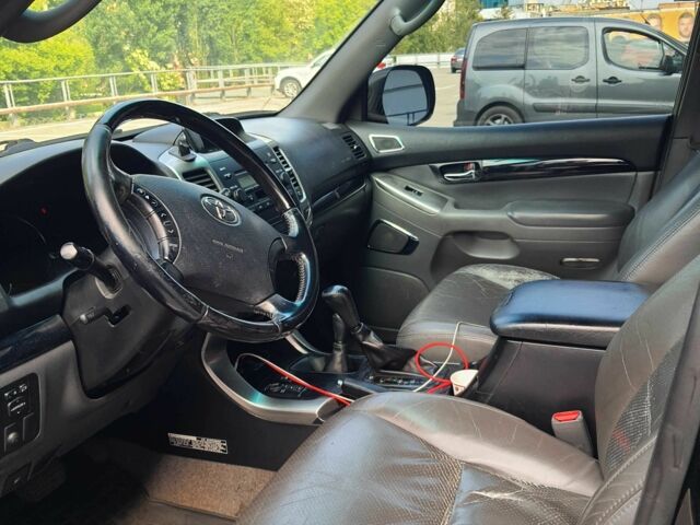 Черный Тойота Ленд Крузер Прадо 120, объемом двигателя 4 л и пробегом 360 тыс. км за 14500 $, фото 4 на Automoto.ua