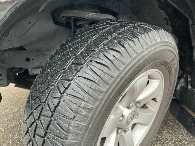 Черный Тойота Ленд Крузер Прадо 120, объемом двигателя 4 л и пробегом 163 тыс. км за 22500 $, фото 18 на Automoto.ua