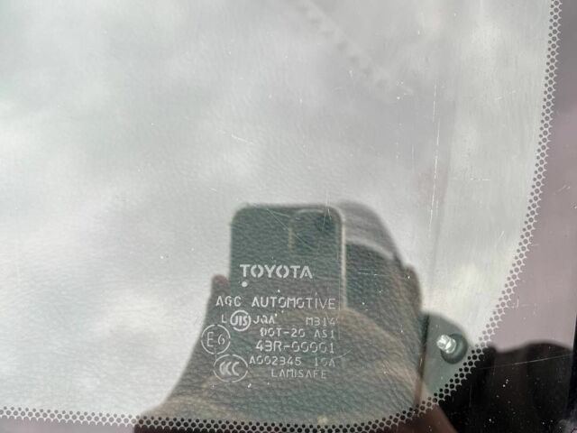 Черный Тойота Ленд Крузер Прадо 120, объемом двигателя 4 л и пробегом 168 тыс. км за 25000 $, фото 18 на Automoto.ua