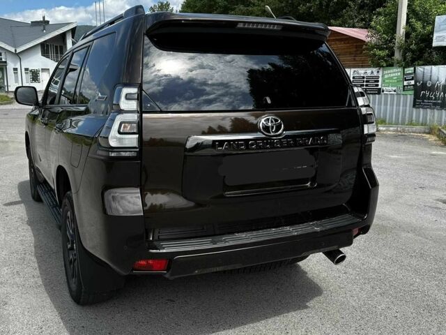 Черный Тойота Ленд Крузер Прадо 120, объемом двигателя 3.96 л и пробегом 133 тыс. км за 43000 $, фото 2 на Automoto.ua