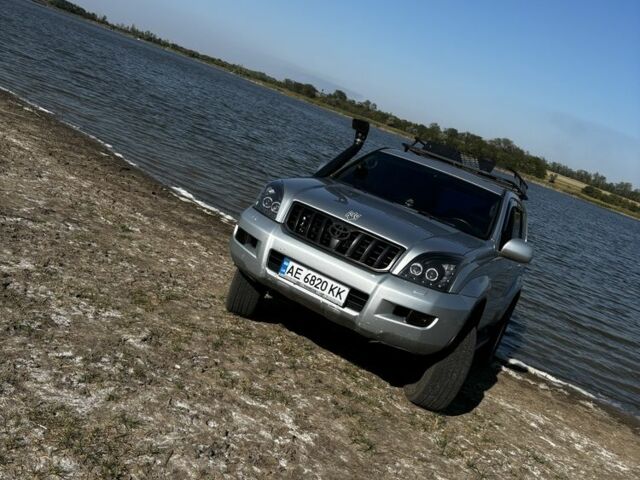 Серый Тойота Ленд Крузер Прадо 120, объемом двигателя 4 л и пробегом 3 тыс. км за 15500 $, фото 5 на Automoto.ua