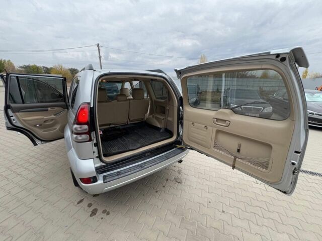 Сірий Тойота Ленд Крузер Прадо 120, об'ємом двигуна 2.7 л та пробігом 330 тис. км за 10500 $, фото 10 на Automoto.ua