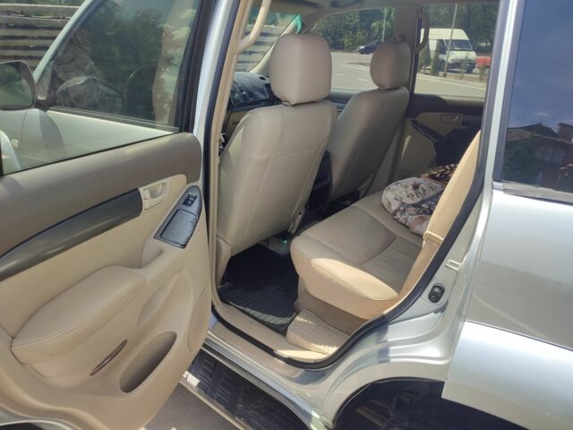 Сірий Тойота Ленд Крузер Прадо 120, об'ємом двигуна 0 л та пробігом 330 тис. км за 9700 $, фото 13 на Automoto.ua