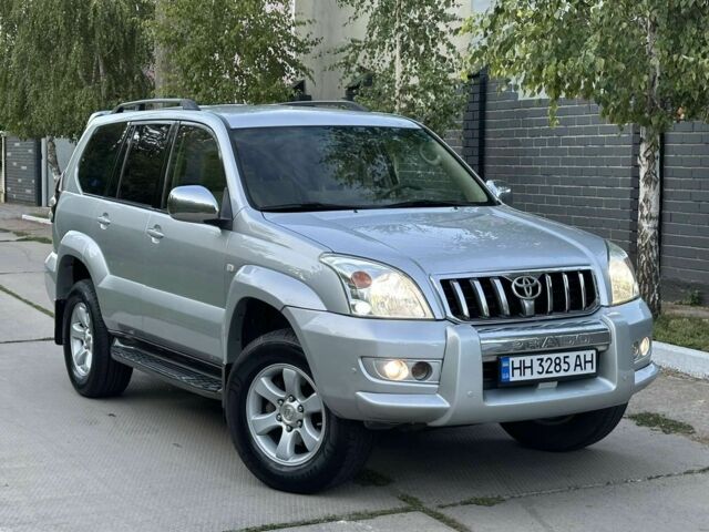 Серый Тойота Ленд Крузер Прадо 120, объемом двигателя 2.7 л и пробегом 241 тыс. км за 10300 $, фото 5 на Automoto.ua