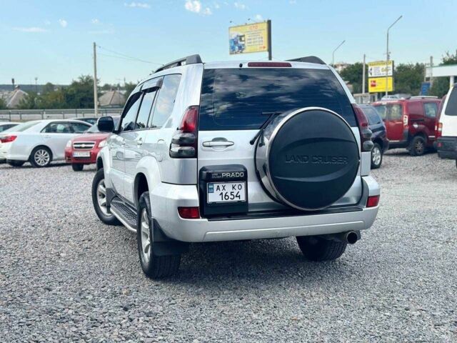 Тойота Ленд Крузер Прадо 120 2004 у Харкові на Automoto.ua Сірий Тойота Ленд Крузер Прадо 120, об'ємом двигуна 2.7 л та пробігом 341 тис. км за 10999 $, фото 3 на Automoto.ua