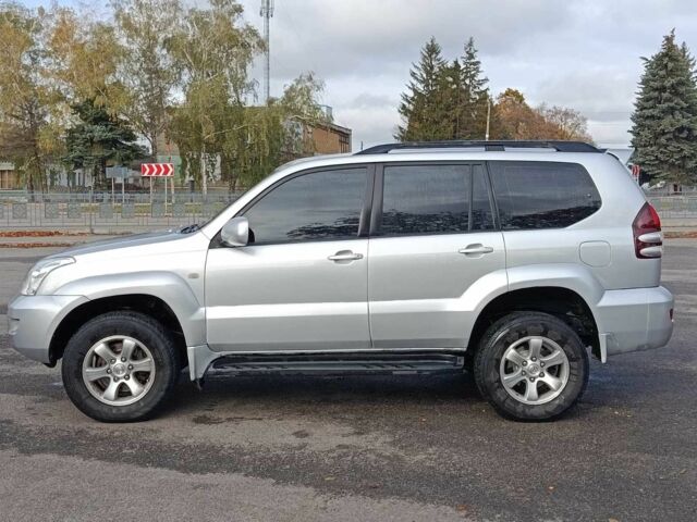 Тойота Ленд Крузер Прадо 120 2004 у Харкові на Automoto.ua Сірий Тойота Ленд Крузер Прадо 120, об'ємом двигуна 2.7 л та пробігом 300 тис. км за 11000 $, фото 4 на Automoto.ua