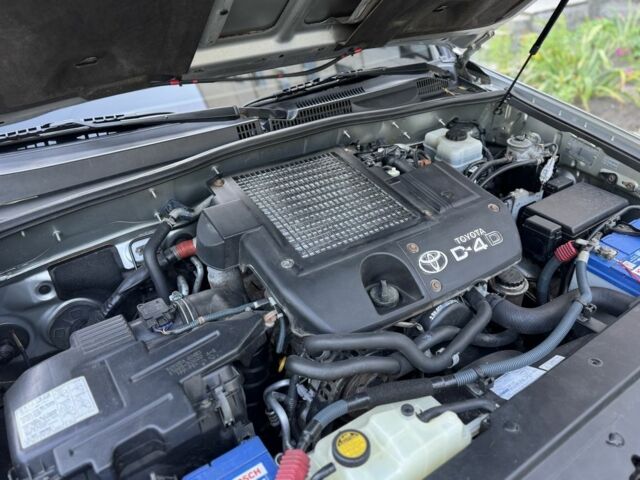 Серый Тойота Ленд Крузер Прадо 120, объемом двигателя 2.7 л и пробегом 360 тыс. км за 9900 $, фото 3 на Automoto.ua