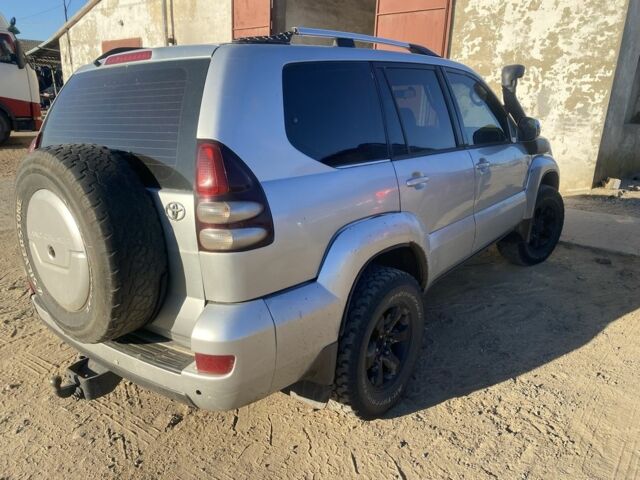 Сірий Тойота Ленд Крузер Прадо 120, об'ємом двигуна 3 л та пробігом 500 тис. км за 10000 $, фото 1 на Automoto.ua