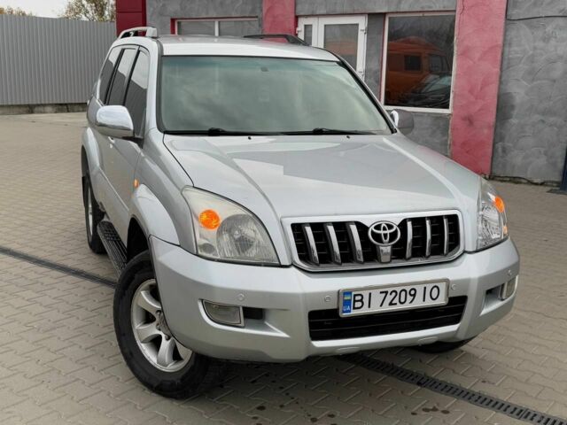 Сірий Тойота Ленд Крузер Прадо 120, об'ємом двигуна 2.7 л та пробігом 330 тис. км за 10500 $, фото 1 на Automoto.ua