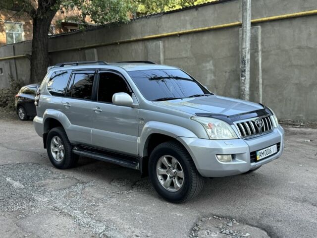 Серый Тойота Ленд Крузер Прадо 120, объемом двигателя 2.7 л и пробегом 360 тыс. км за 9900 $, фото 15 на Automoto.ua