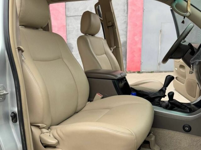 Сірий Тойота Ленд Крузер Прадо 120, об'ємом двигуна 2.7 л та пробігом 330 тис. км за 10500 $, фото 11 на Automoto.ua