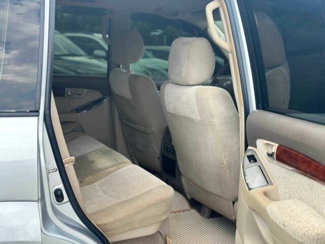 Тойота Ленд Крузер Прадо 120 2004 у Харкові на Automoto.ua Сірий Тойота Ленд Крузер Прадо 120, об'ємом двигуна 2.7 л та пробігом 341 тис. км за 10999 $, фото 8 на Automoto.ua