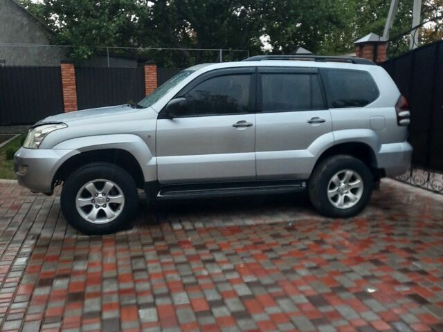 Серый Тойота Ленд Крузер Прадо 120, объемом двигателя 2.7 л и пробегом 270 тыс. км за 7800 $, фото 5 на Automoto.ua