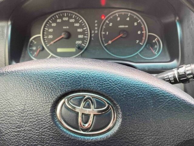 Серый Тойота Ленд Крузер Прадо 120, объемом двигателя 2.7 л и пробегом 270 тыс. км за 7800 $, фото 10 на Automoto.ua