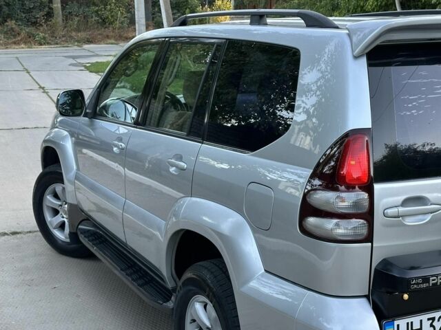 Серый Тойота Ленд Крузер Прадо 120, объемом двигателя 2.7 л и пробегом 241 тыс. км за 10300 $, фото 10 на Automoto.ua