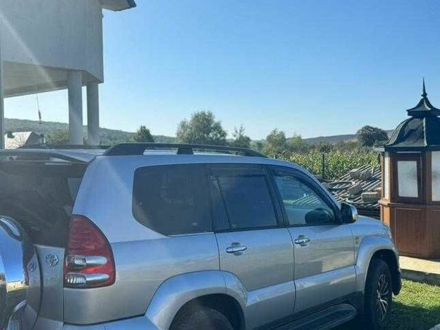 Серый Тойота Ленд Крузер Прадо 120, объемом двигателя 3 л и пробегом 333 тыс. км за 14558 $, фото 6 на Automoto.ua