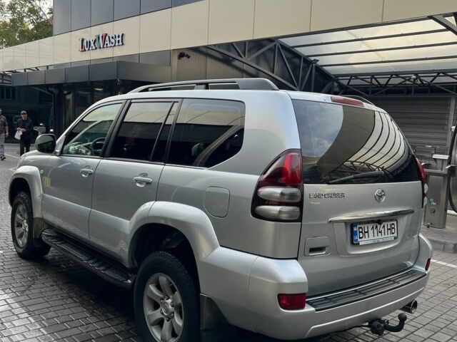 Сірий Тойота Ленд Крузер Прадо 120, об'ємом двигуна 4 л та пробігом 300 тис. км за 343 $, фото 4 на Automoto.ua