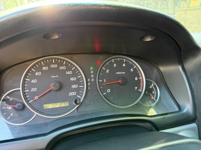 Серый Тойота Ленд Крузер Прадо 120, объемом двигателя 2.7 л и пробегом 320 тыс. км за 12900 $, фото 9 на Automoto.ua