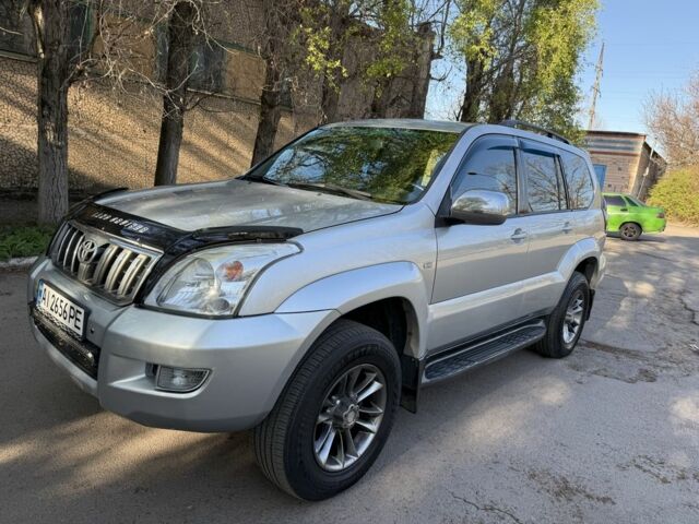 Серый Тойота Ленд Крузер Прадо 120, объемом двигателя 2.7 л и пробегом 320 тыс. км за 12900 $, фото 2 на Automoto.ua