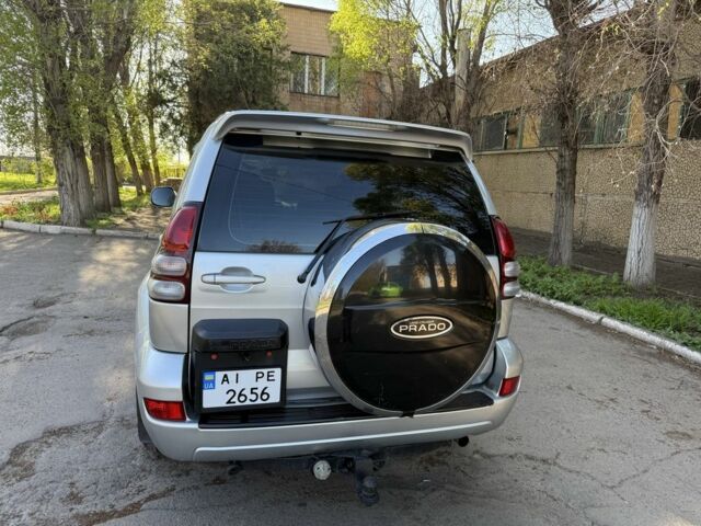 Серый Тойота Ленд Крузер Прадо 120, объемом двигателя 2.7 л и пробегом 320 тыс. км за 12900 $, фото 6 на Automoto.ua