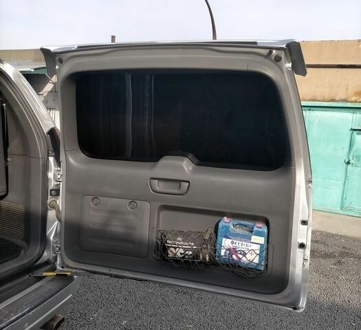 Серый Тойота Ленд Крузер Прадо 120, объемом двигателя 2.7 л и пробегом 250 тыс. км за 2600 $, фото 7 на Automoto.ua