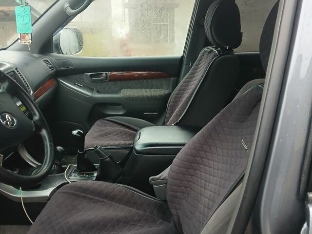 Сірий Тойота Ленд Крузер Прадо 120, об'ємом двигуна 2.7 л та пробігом 198 тис. км за 12200 $, фото 3 на Automoto.ua