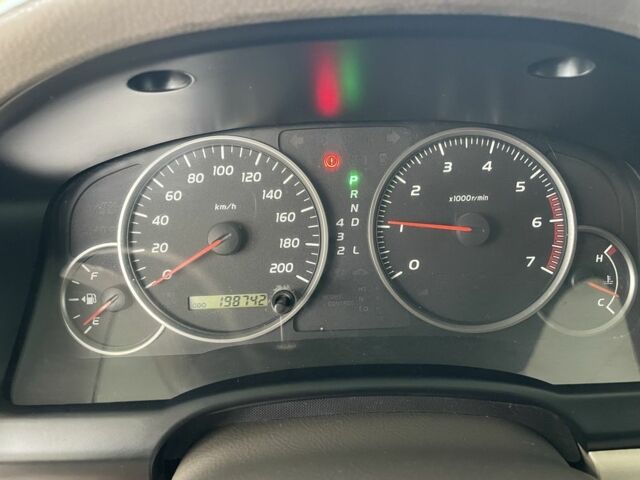 Сірий Тойота Ленд Крузер Прадо 120, об'ємом двигуна 4 л та пробігом 198 тис. км за 11500 $, фото 5 на Automoto.ua