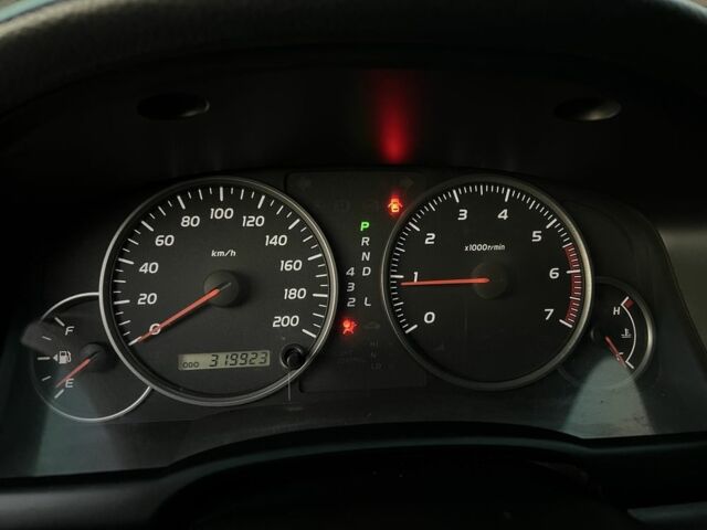 Серый Тойота Ленд Крузер Прадо 120, объемом двигателя 4 л и пробегом 320 тыс. км за 23000 $, фото 18 на Automoto.ua