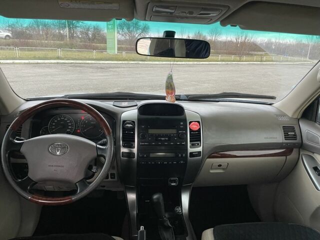 Сірий Тойота Ленд Крузер Прадо 120, об'ємом двигуна 4 л та пробігом 198 тис. км за 11500 $, фото 6 на Automoto.ua