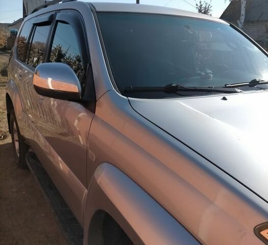 Серый Тойота Ленд Крузер Прадо 120, объемом двигателя 2.7 л и пробегом 250 тыс. км за 2600 $, фото 3 на Automoto.ua