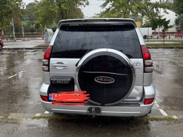 Серый Тойота Ленд Крузер Прадо 120, объемом двигателя 2.7 л и пробегом 310 тыс. км за 15500 $, фото 4 на Automoto.ua