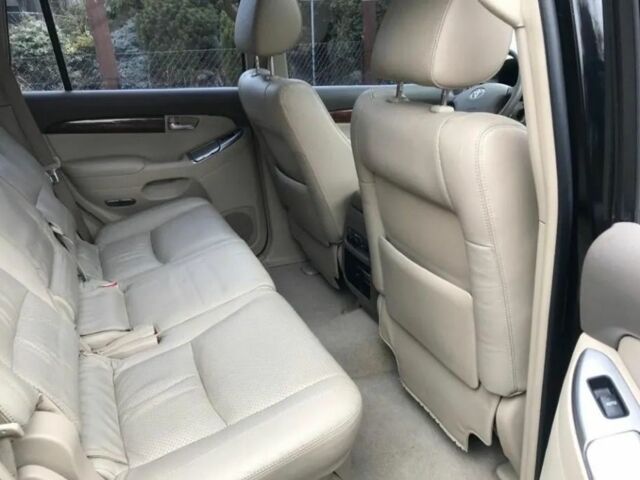 Серый Тойота Ленд Крузер Прадо 120, объемом двигателя 3 л и пробегом 274 тыс. км за 4000 $, фото 6 на Automoto.ua