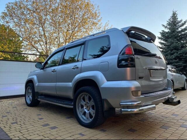 Сірий Тойота Ленд Крузер Прадо 120, об'ємом двигуна 2.7 л та пробігом 482 тис. км за 18000 $, фото 1 на Automoto.ua