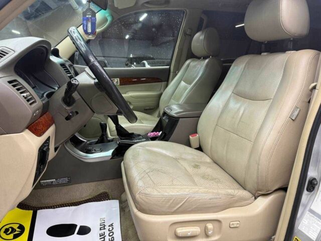 Сірий Тойота Ленд Крузер Прадо 120, об'ємом двигуна 4 л та пробігом 229 тис. км за 14200 $, фото 9 на Automoto.ua