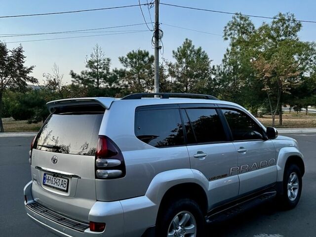 Серый Тойота Ленд Крузер Прадо 120, объемом двигателя 2.7 л и пробегом 275 тыс. км за 13500 $, фото 1 на Automoto.ua