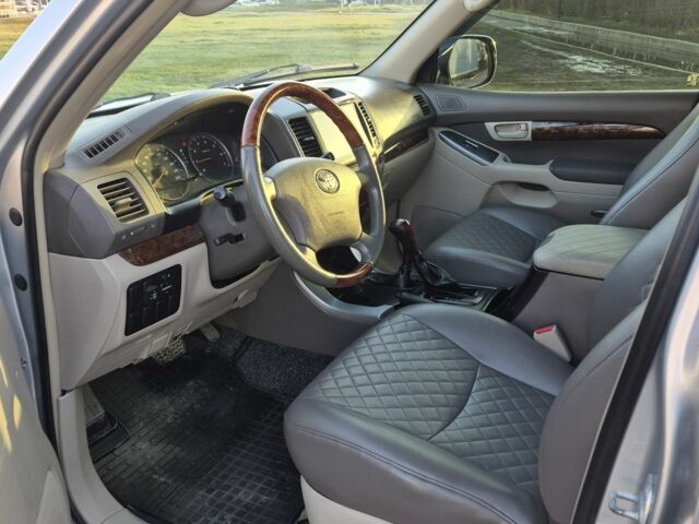 Сірий Тойота Ленд Крузер Прадо 120, об'ємом двигуна 2.7 л та пробігом 173 тис. км за 11800 $, фото 4 на Automoto.ua