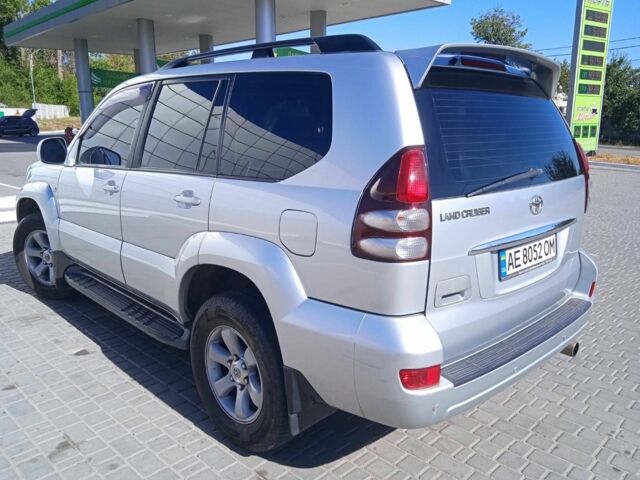 Серый Тойота Ленд Крузер Прадо 120, объемом двигателя 4 л и пробегом 230 тыс. км за 14700 $, фото 3 на Automoto.ua