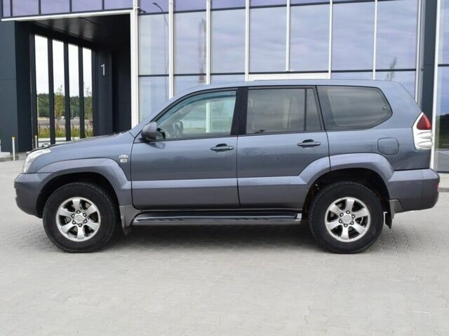 Сірий Тойота Ленд Крузер Прадо 120, об'ємом двигуна 3 л та пробігом 190 тис. км за 5800 $, фото 1 на Automoto.ua