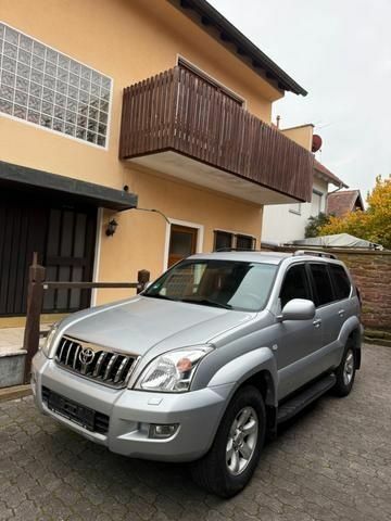 Сірий Тойота Ленд Крузер Прадо 120, об'ємом двигуна 3 л та пробігом 287 тис. км за 2600 $, фото 2 на Automoto.ua