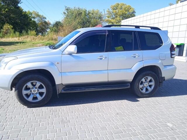 Серый Тойота Ленд Крузер Прадо 120, объемом двигателя 4 л и пробегом 230 тыс. км за 14700 $, фото 7 на Automoto.ua