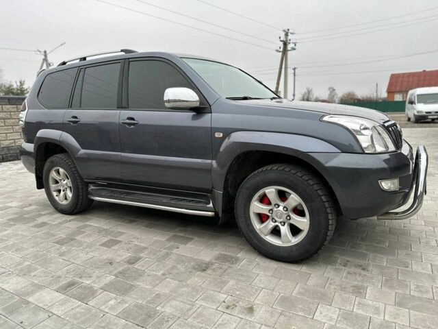 Серый Тойота Ленд Крузер Прадо 120, объемом двигателя 2.7 л и пробегом 310 тыс. км за 11200 $, фото 5 на Automoto.ua