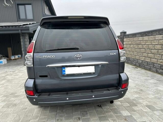 Серый Тойота Ленд Крузер Прадо 120, объемом двигателя 2.7 л и пробегом 310 тыс. км за 11200 $, фото 3 на Automoto.ua