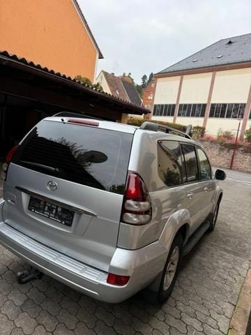 Сірий Тойота Ленд Крузер Прадо 120, об'ємом двигуна 3 л та пробігом 287 тис. км за 2600 $, фото 4 на Automoto.ua