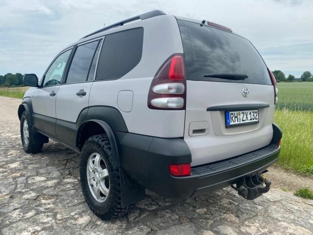 Серый Тойота Ленд Крузер Прадо 120, объемом двигателя 3 л и пробегом 243 тыс. км за 3300 $, фото 5 на Automoto.ua