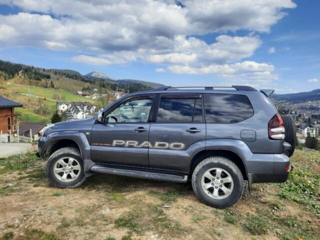 Серый Тойота Ленд Крузер Прадо 120, объемом двигателя 4 л и пробегом 3 тыс. км за 13800 $, фото 3 на Automoto.ua