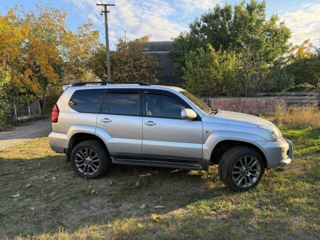 Серый Тойота Ленд Крузер Прадо 120, объемом двигателя 4 л и пробегом 171 тыс. км за 18000 $, фото 3 на Automoto.ua