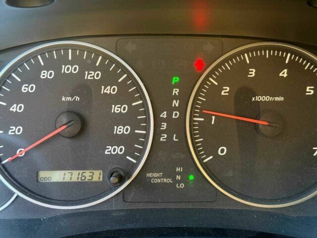 Серый Тойота Ленд Крузер Прадо 120, объемом двигателя 4 л и пробегом 171 тыс. км за 18000 $, фото 4 на Automoto.ua