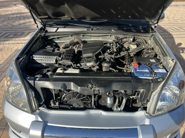 Серый Тойота Ленд Крузер Прадо 120, объемом двигателя 2.7 л и пробегом 202 тыс. км за 13800 $, фото 5 на Automoto.ua